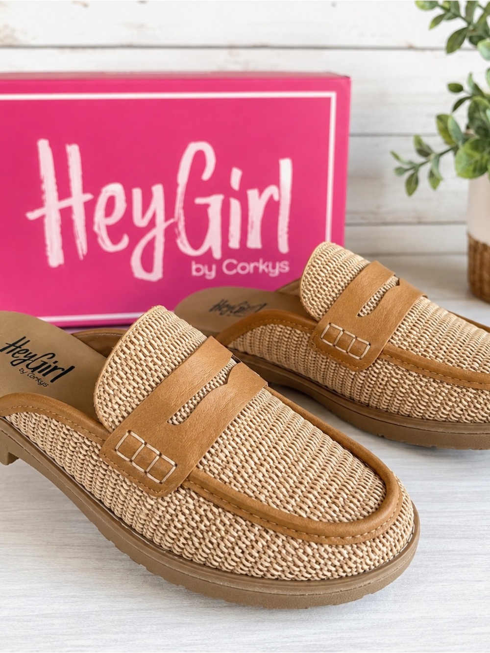 Hey Girl by Corkys “Am I Right” Raffia Mules – Size 11 – NEW